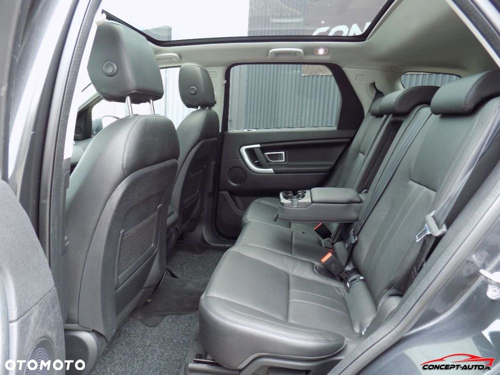 Land Rover Discovery Sport - 31