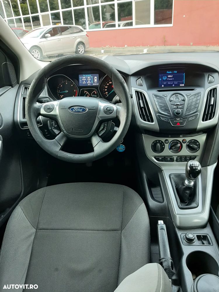 Ford Focus - 18