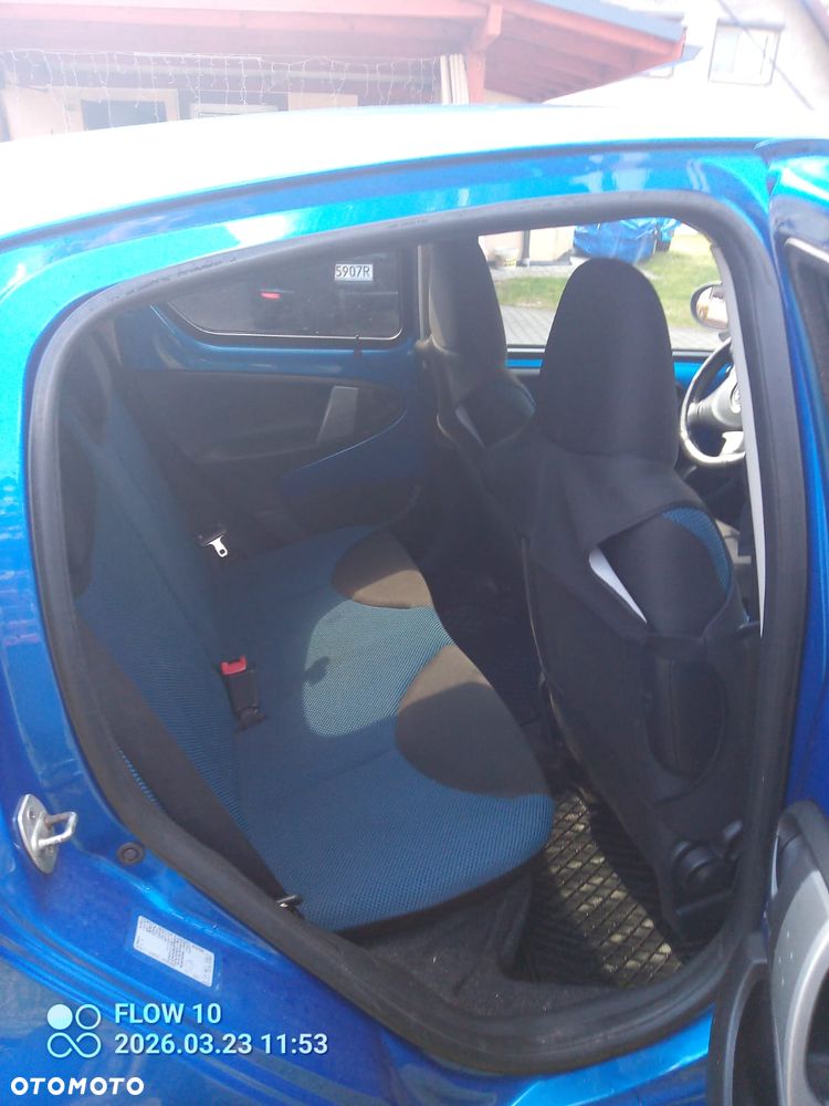 Toyota Aygo Standard - 6