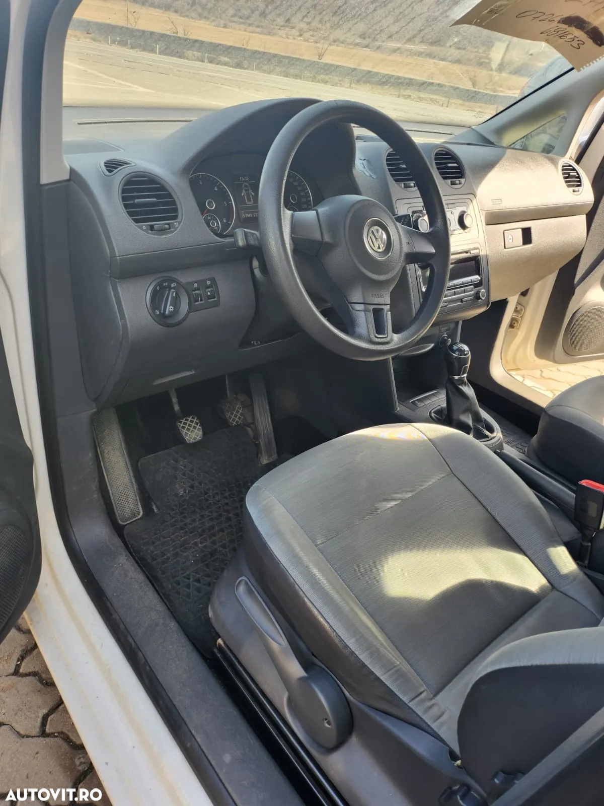 Volkswagen Caddy - 4