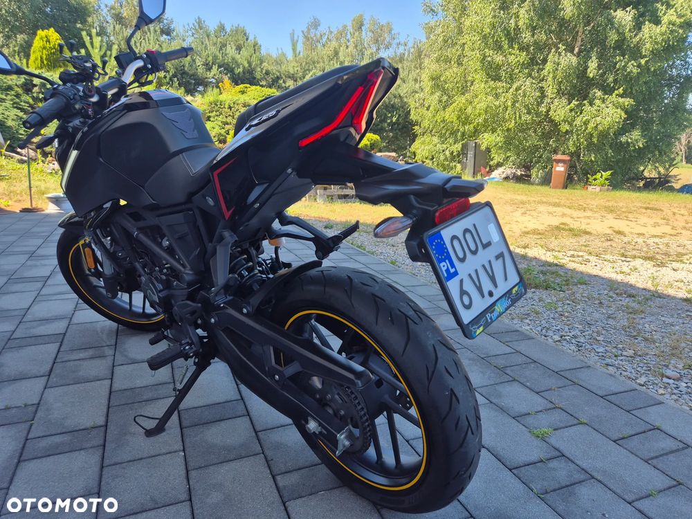 VOGE R125 - 6