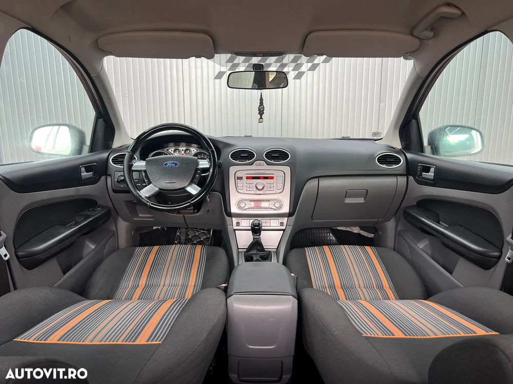 Ford Focus - 5