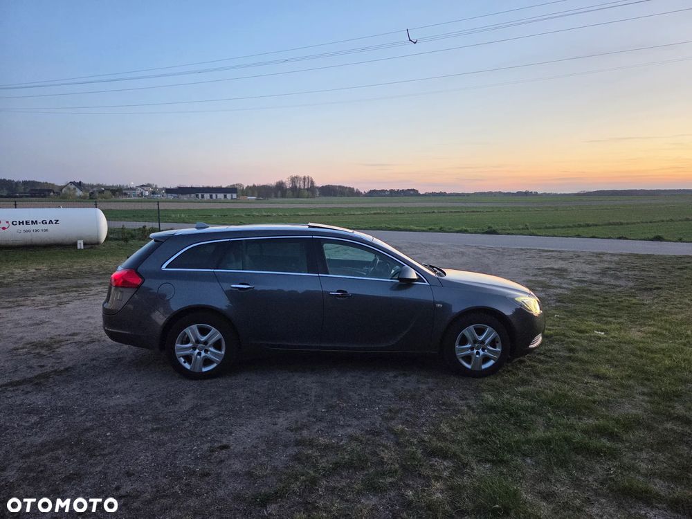 Opel Insignia 2.0 CDTI Cosmo - 11