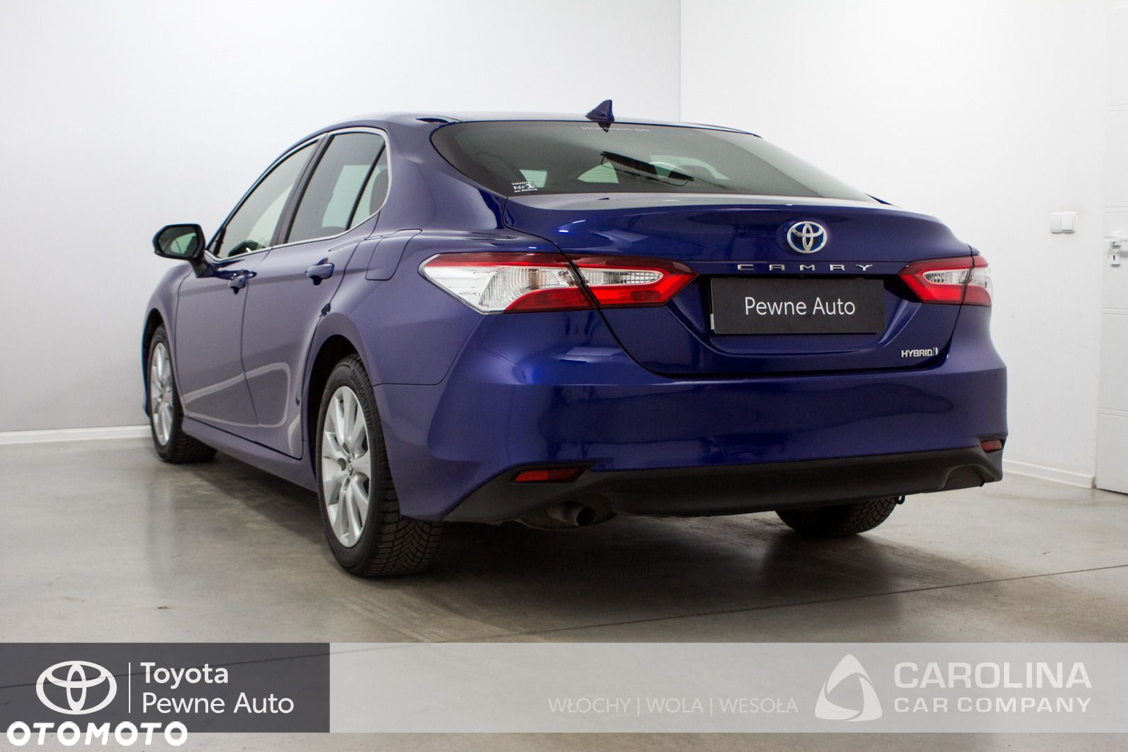 Toyota Camry - 2