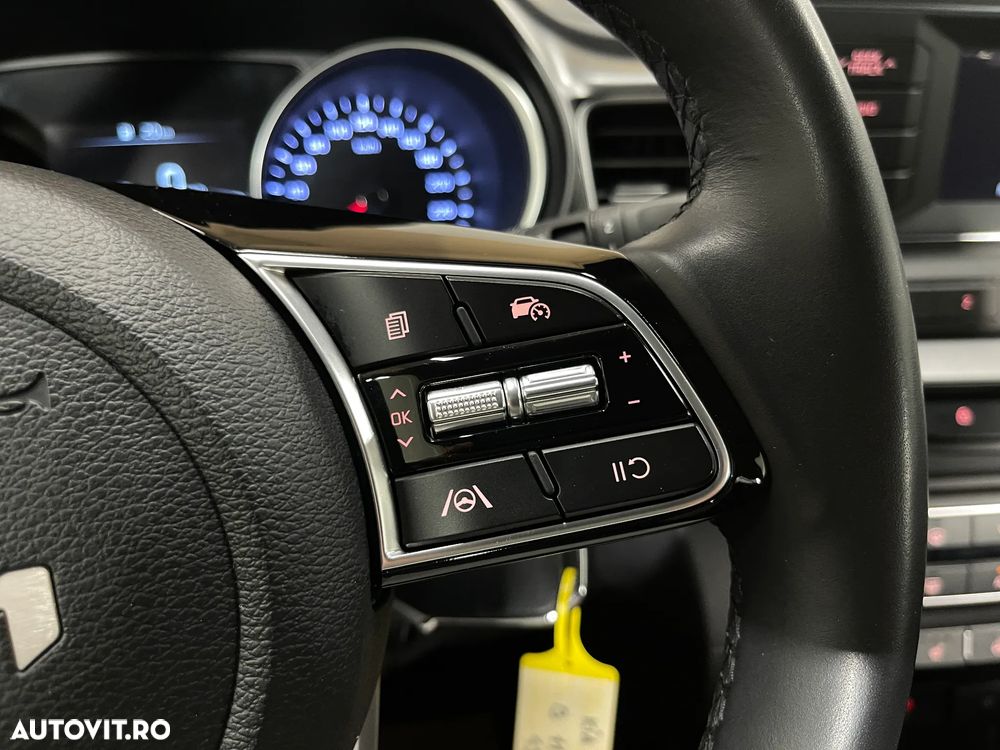 Kia Ceed 1.5 T-GDI 6MT Best - 19