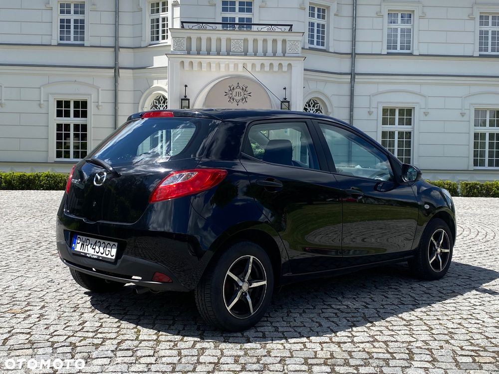 Mazda 2 - 3