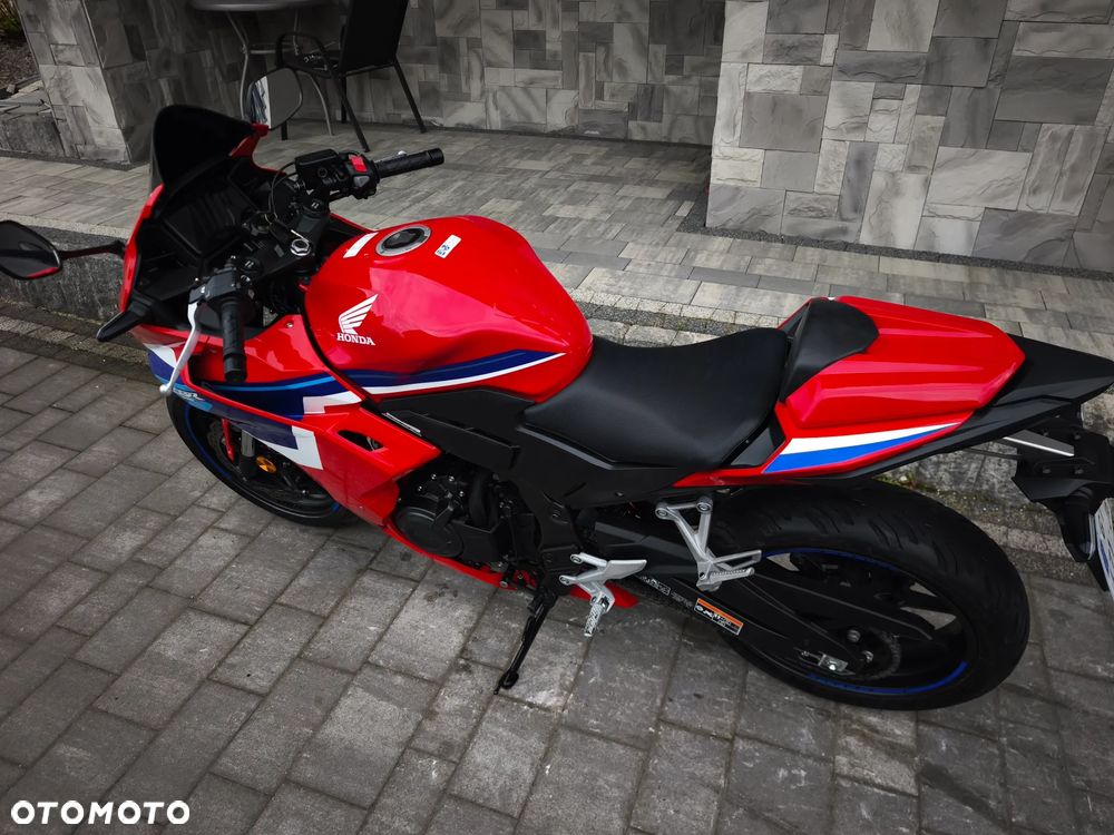 Honda CBR - 23