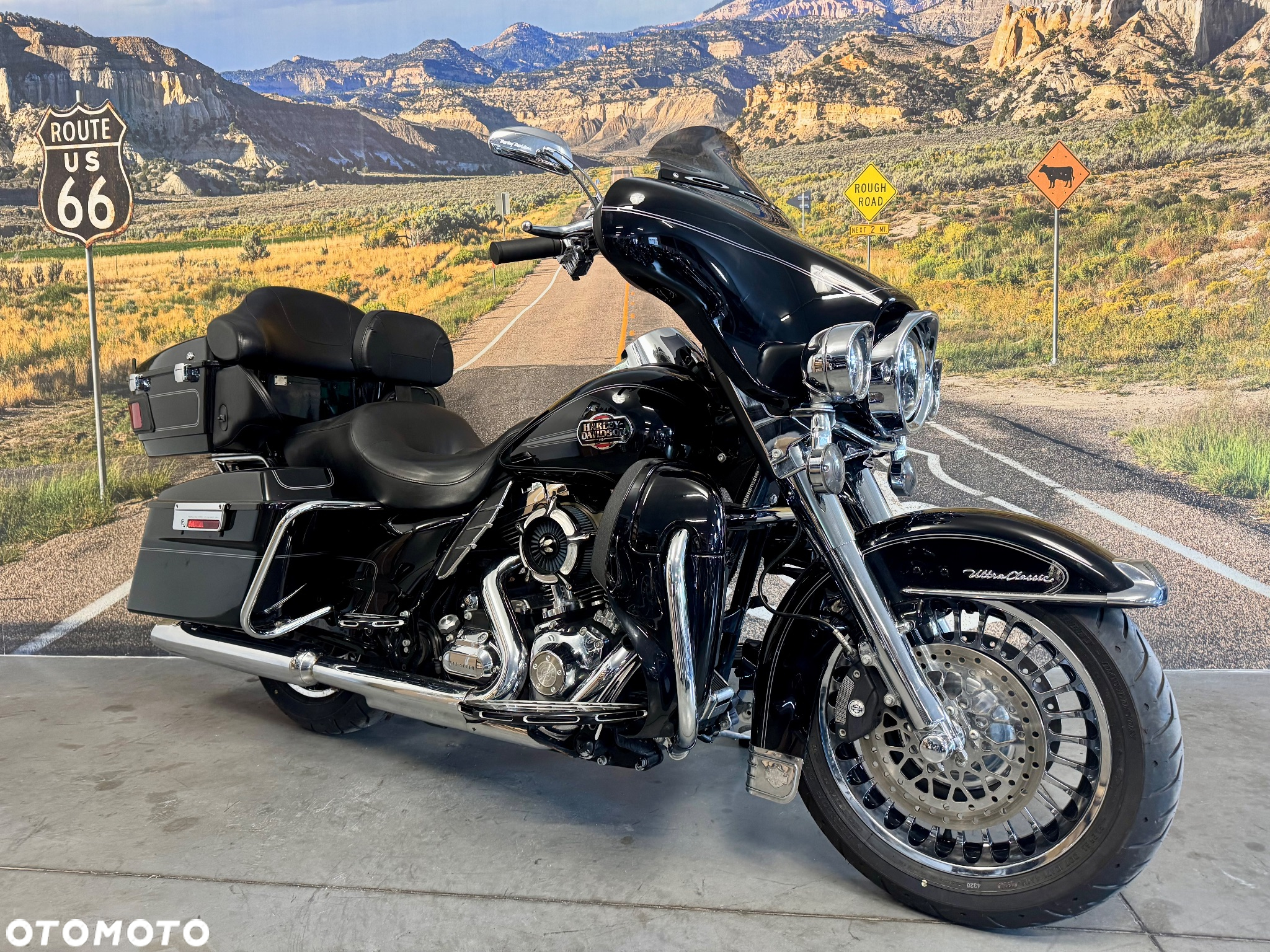 Harley-Davidson Touring Electra Glide - 2