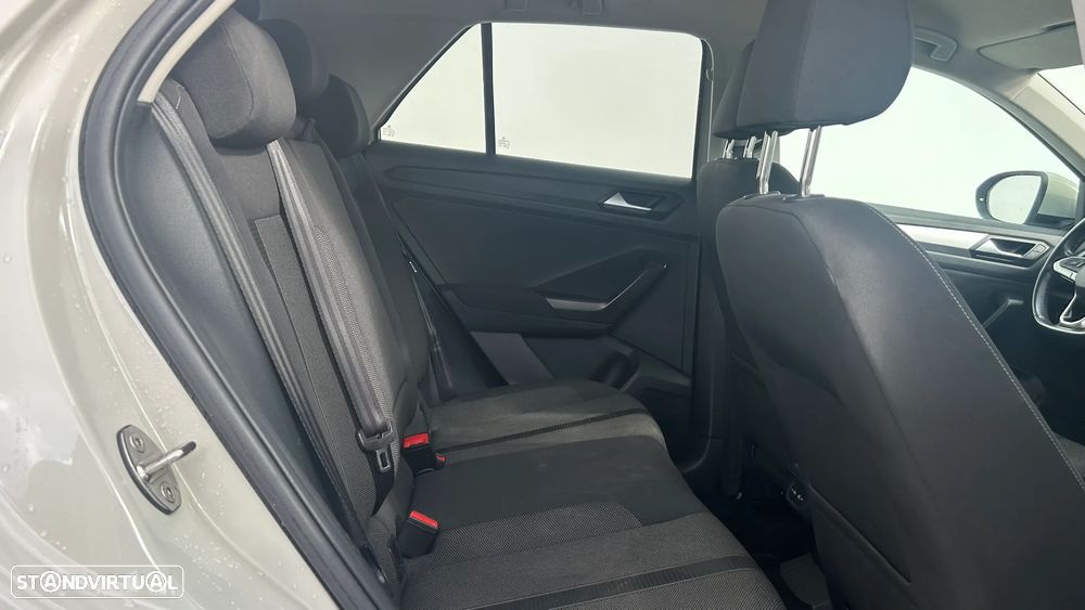 VW T-Roc 1.0 TSI Life - 13