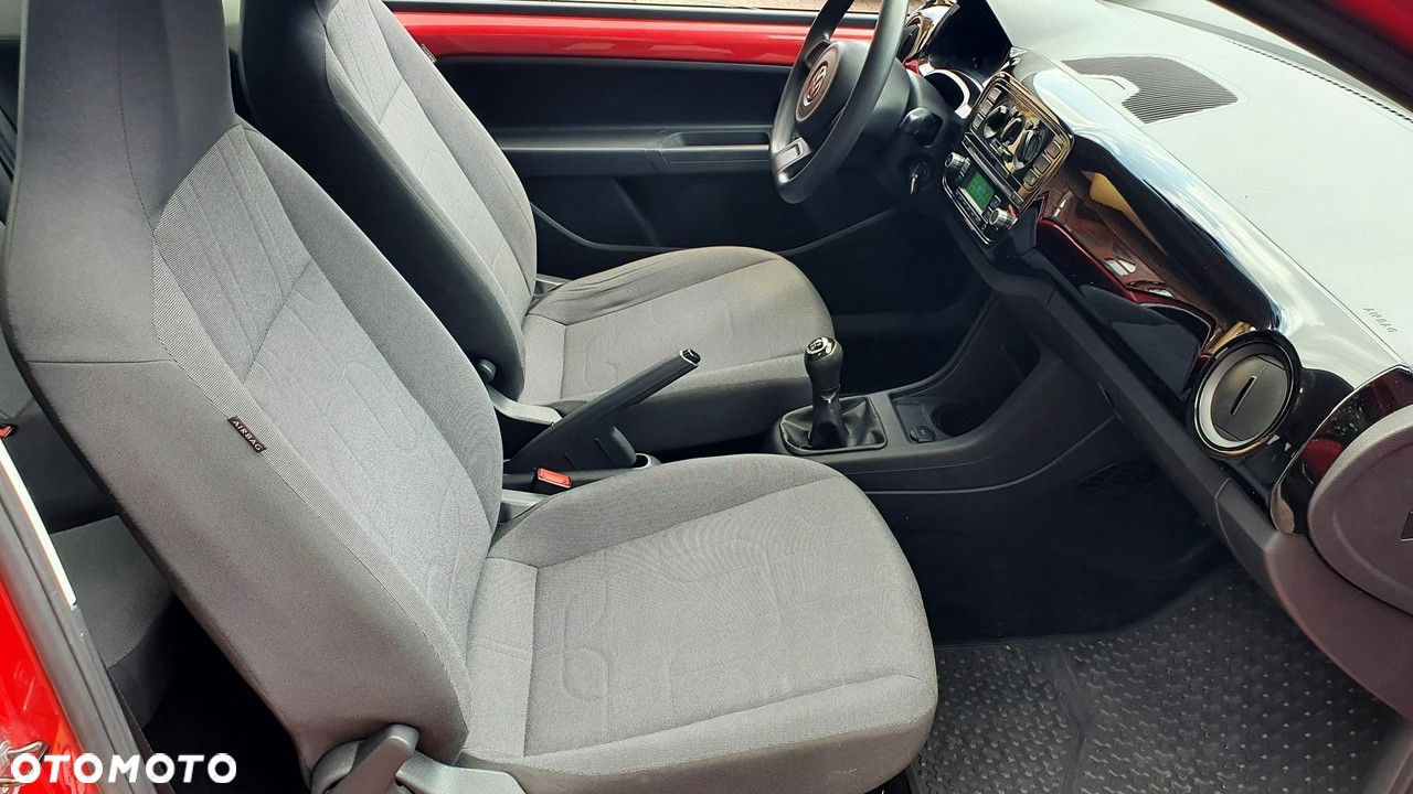 Volkswagen up! - 16