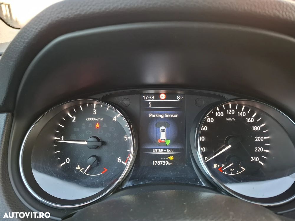 Nissan Qashqai 1.6 DCI N-Connecta - 8