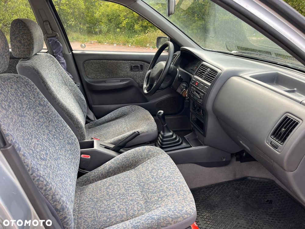Nissan Almera 1.4 GX - 11