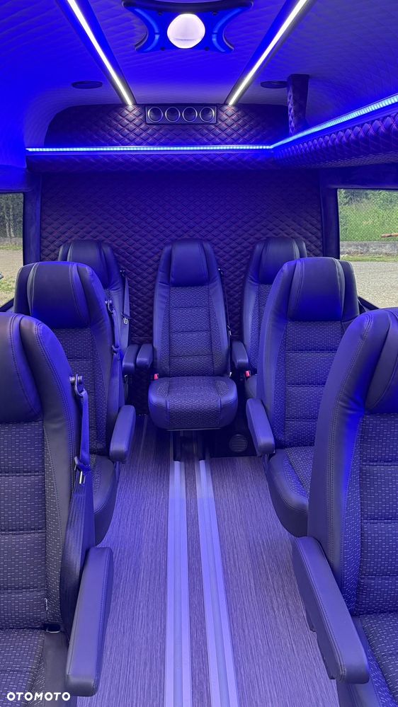 Mercedes-Benz Sprinter Long SELECT AWD 9G-Tronic 907.235 - 16