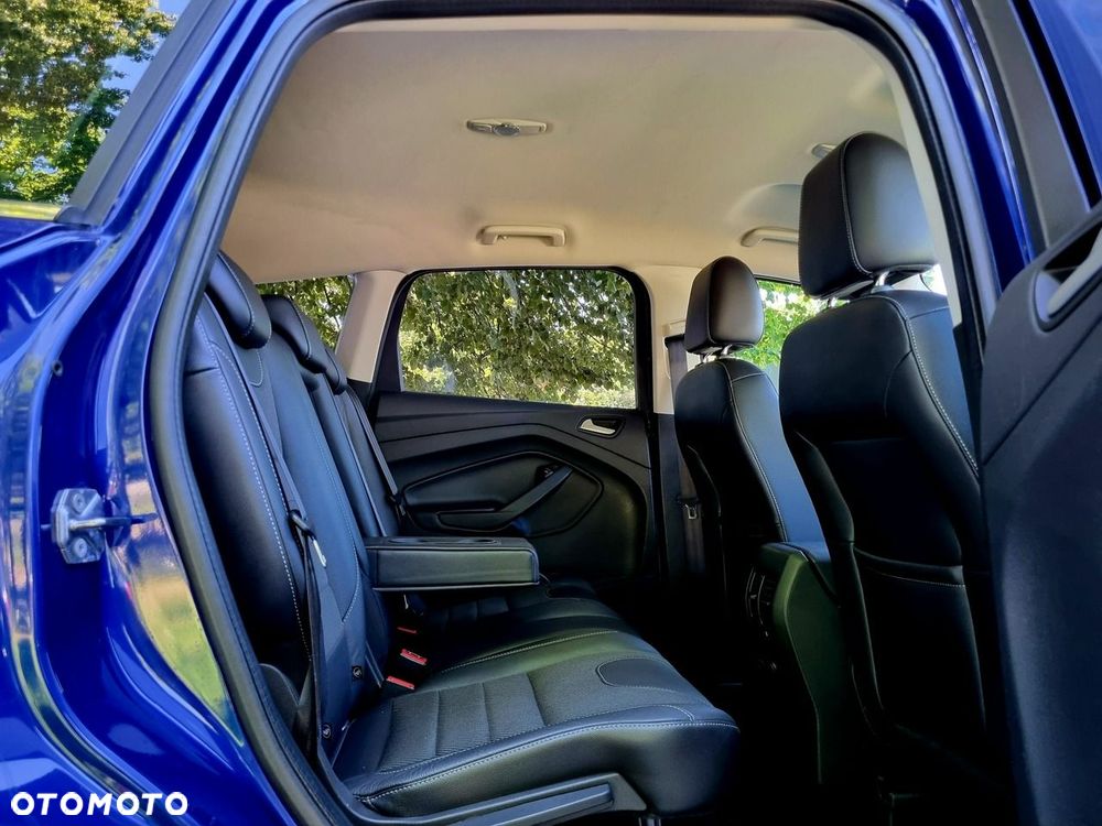 Ford Kuga 1.5 EcoBoost 2x4 Titanium - 12