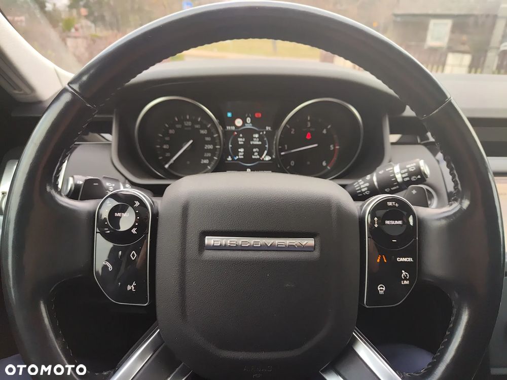 Land Rover Discovery 3.0 SDV6 SE - 9