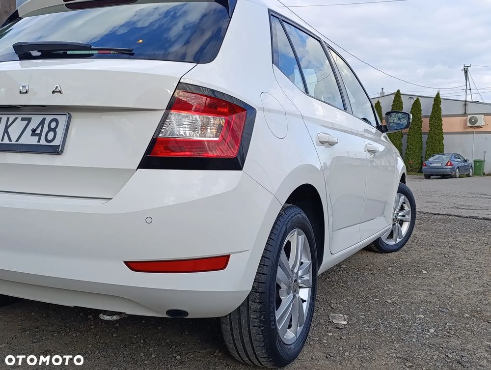 Skoda Fabia 1.0 Ambition - 24