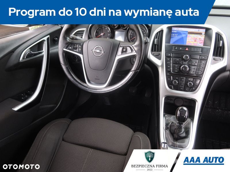 Opel Astra - 9