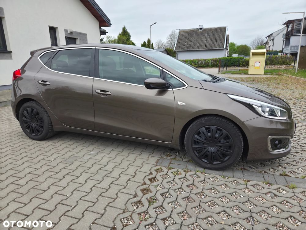 Kia Ceed - 3