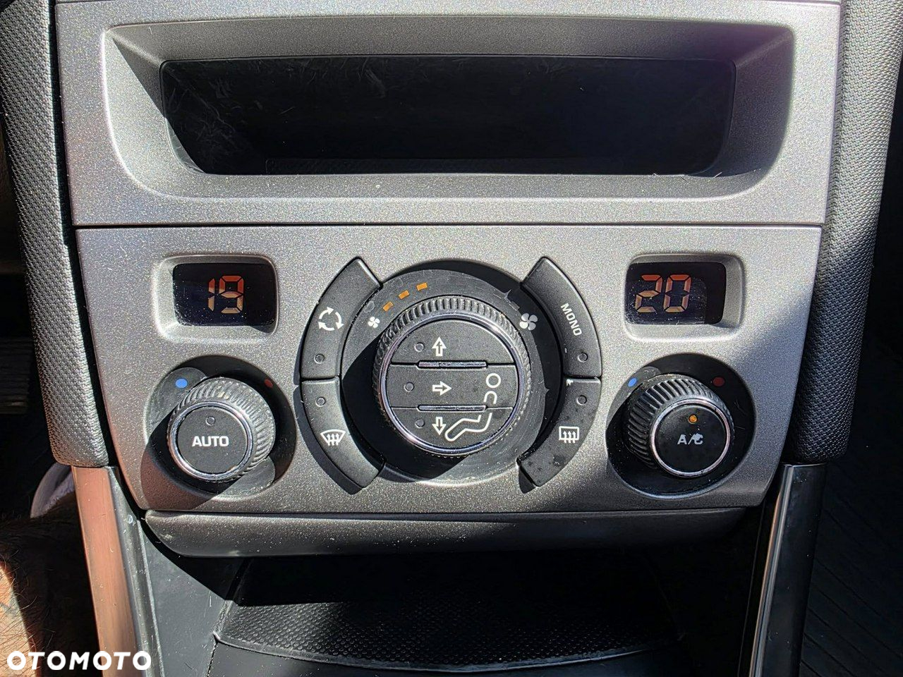 Peugeot 308 120 VTi Platinum - 18