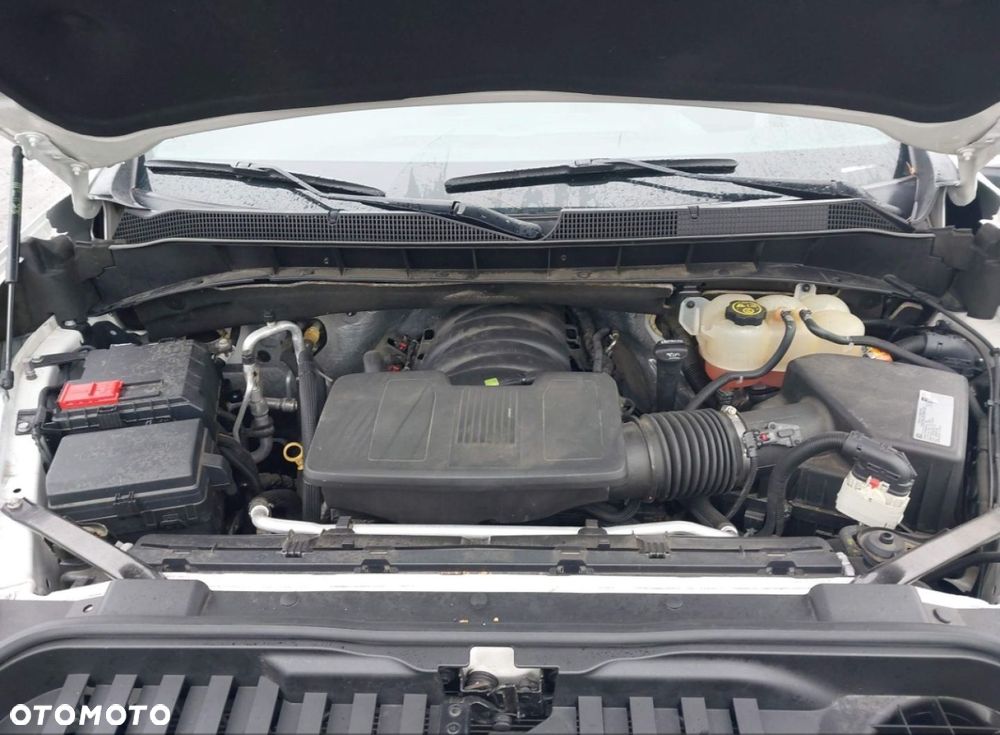 Chevrolet Silverado - 17