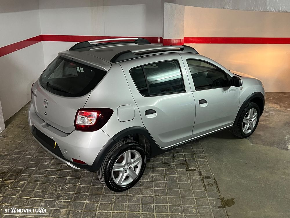 Dacia Sandero 0.9 TCe Stepway - 2