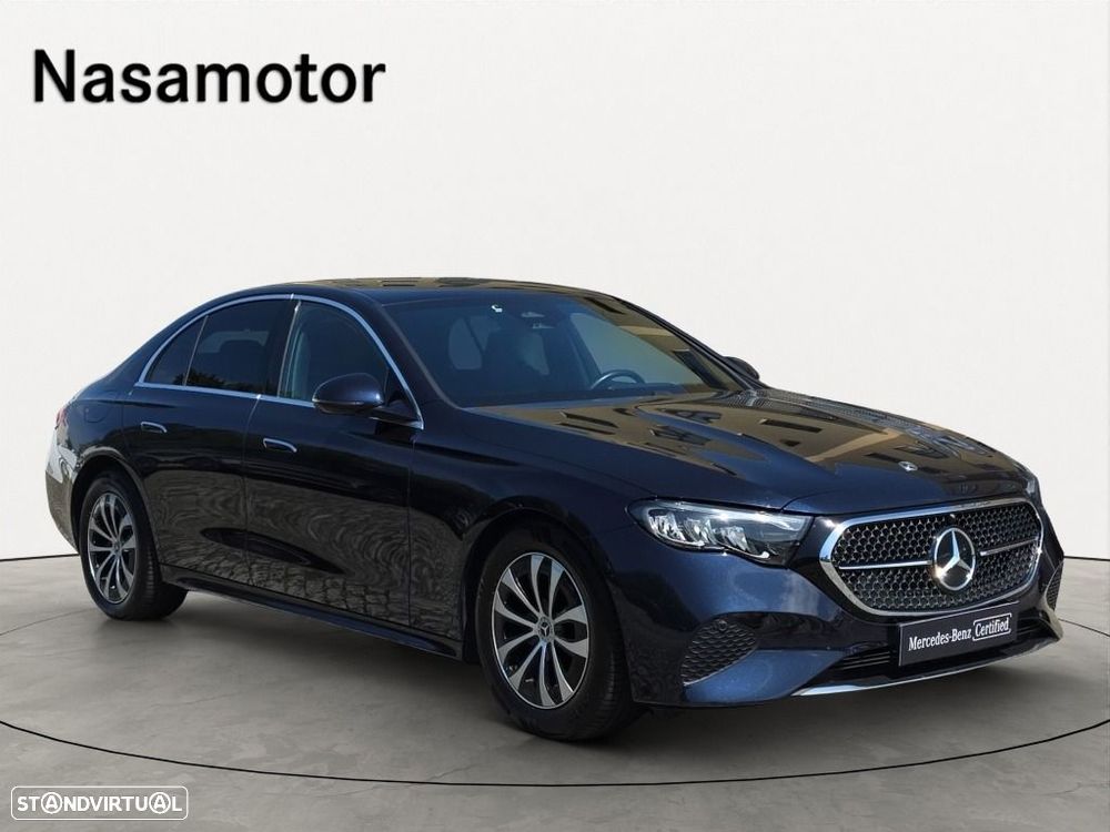 Mercedes-Benz E 220 - 1