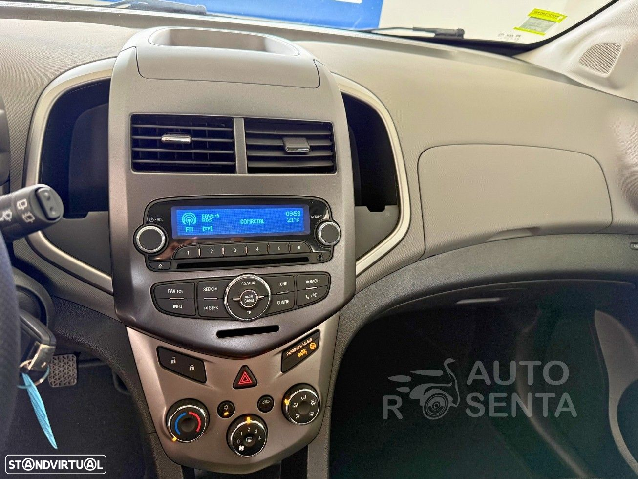 Chevrolet Aveo 1.2 L - 11