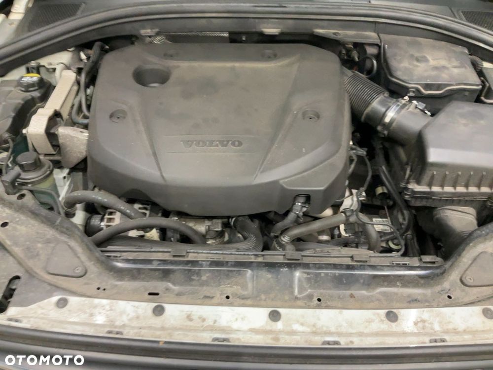 Volvo XC 60 D4 Geartronic Momentum - 9