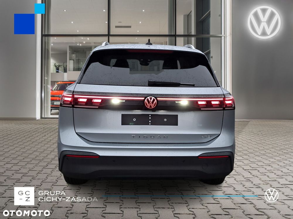 Volkswagen Tiguan - 4