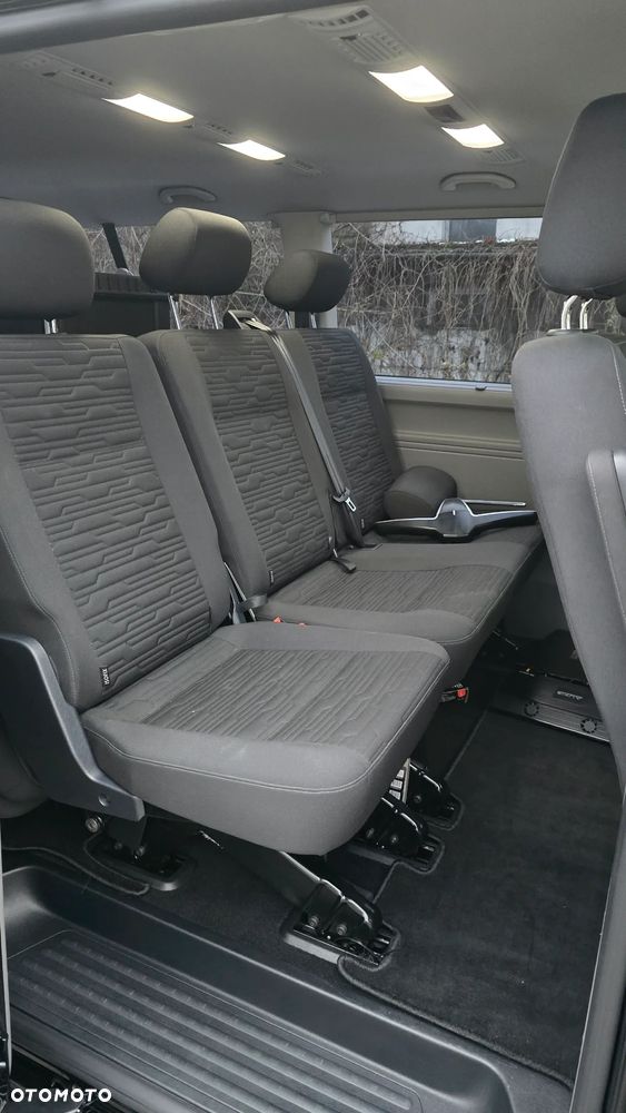 Volkswagen Caravelle 2.0 TDI L2 Comfortline DSG - 11