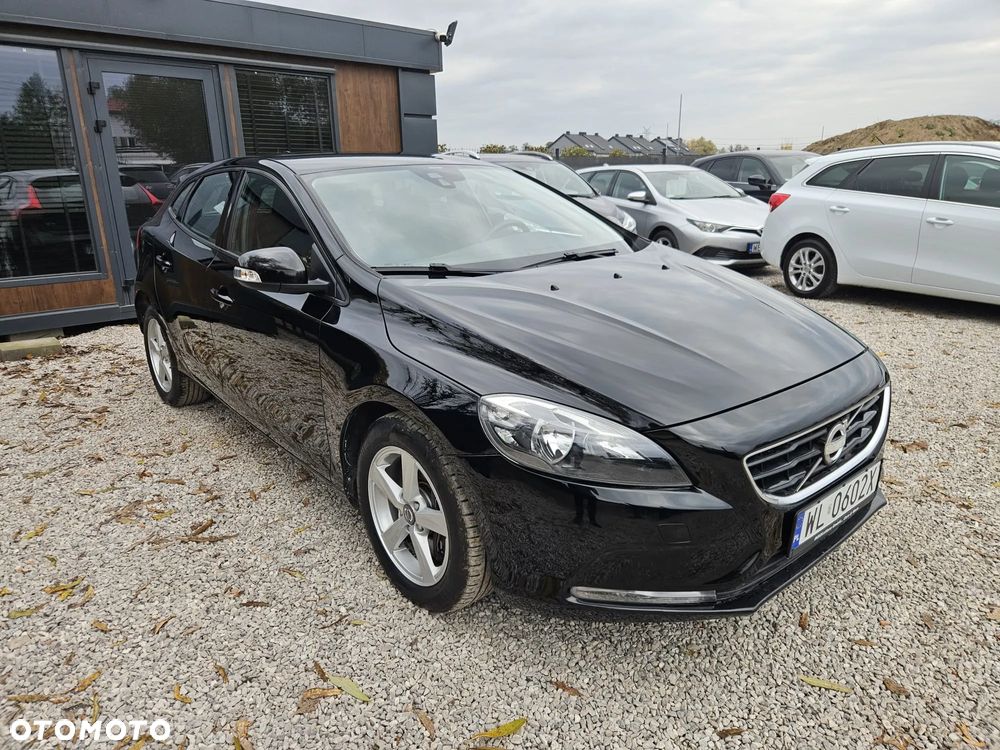 Volvo V40 D3 Momentum - 9