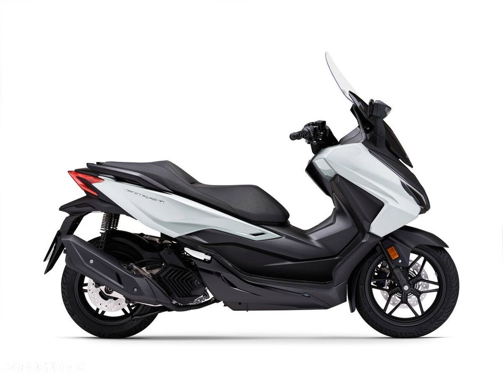 Honda NSS - 4
