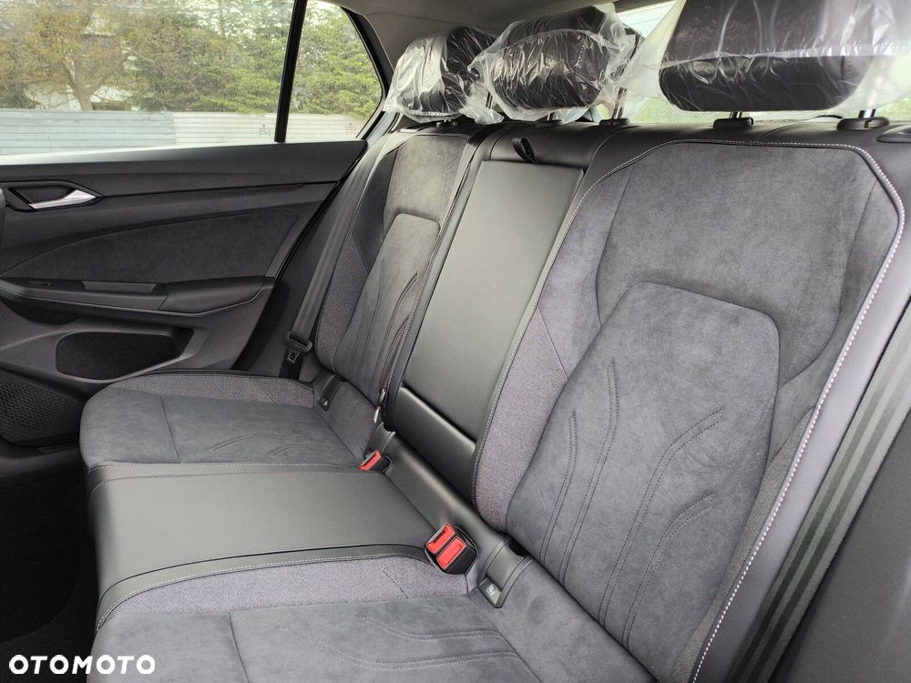 Volkswagen Golf - 19