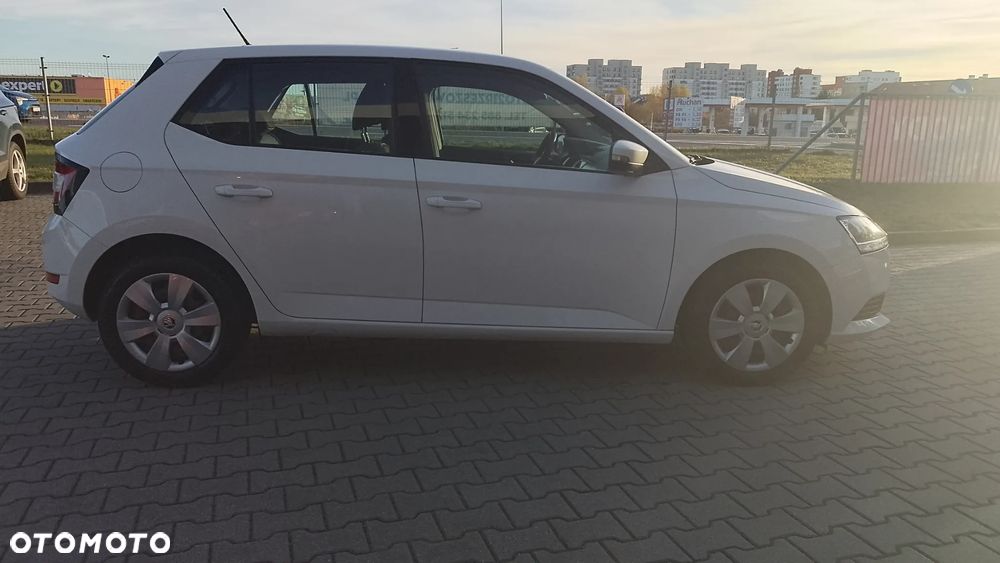 Skoda Fabia 1.0 TSI Ambition - 4