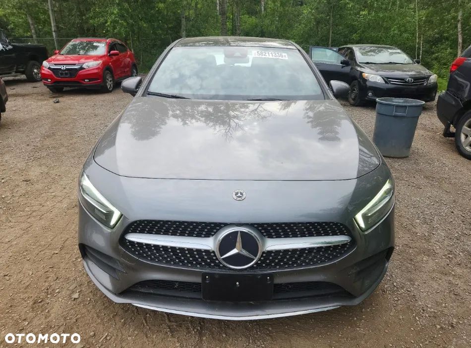 Mercedes-Benz Klasa A 250 4-Matic AMG Line 8G-DCT - 2