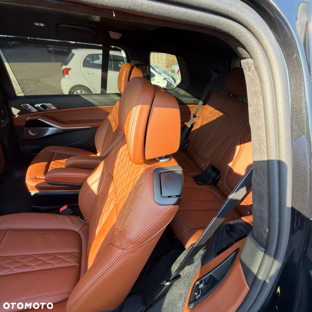BMW X7 xDrive40i mHEV M Sport sport - 11