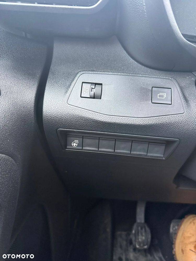 Toyota Pro Ace City - 7