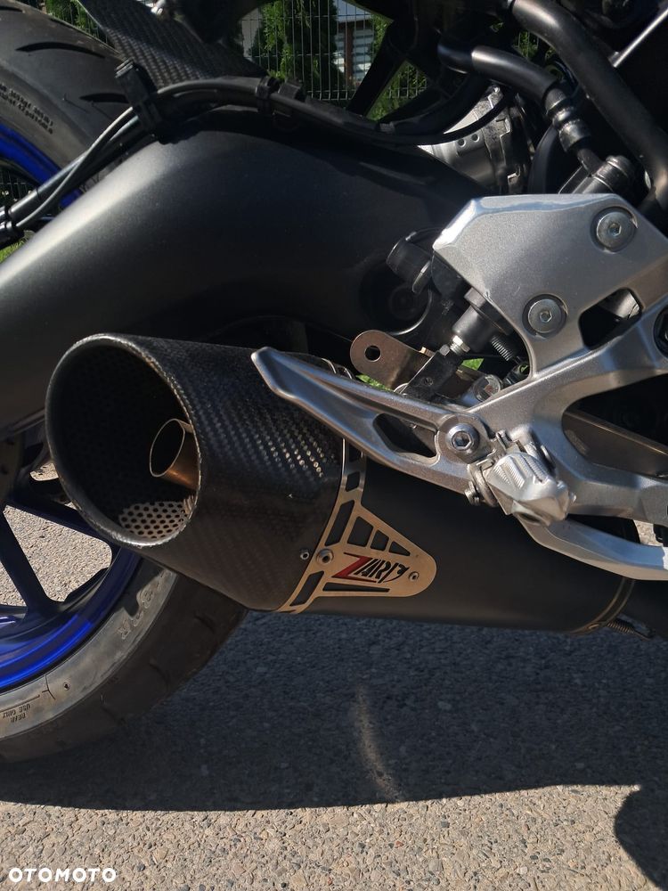 Yamaha MT - 17