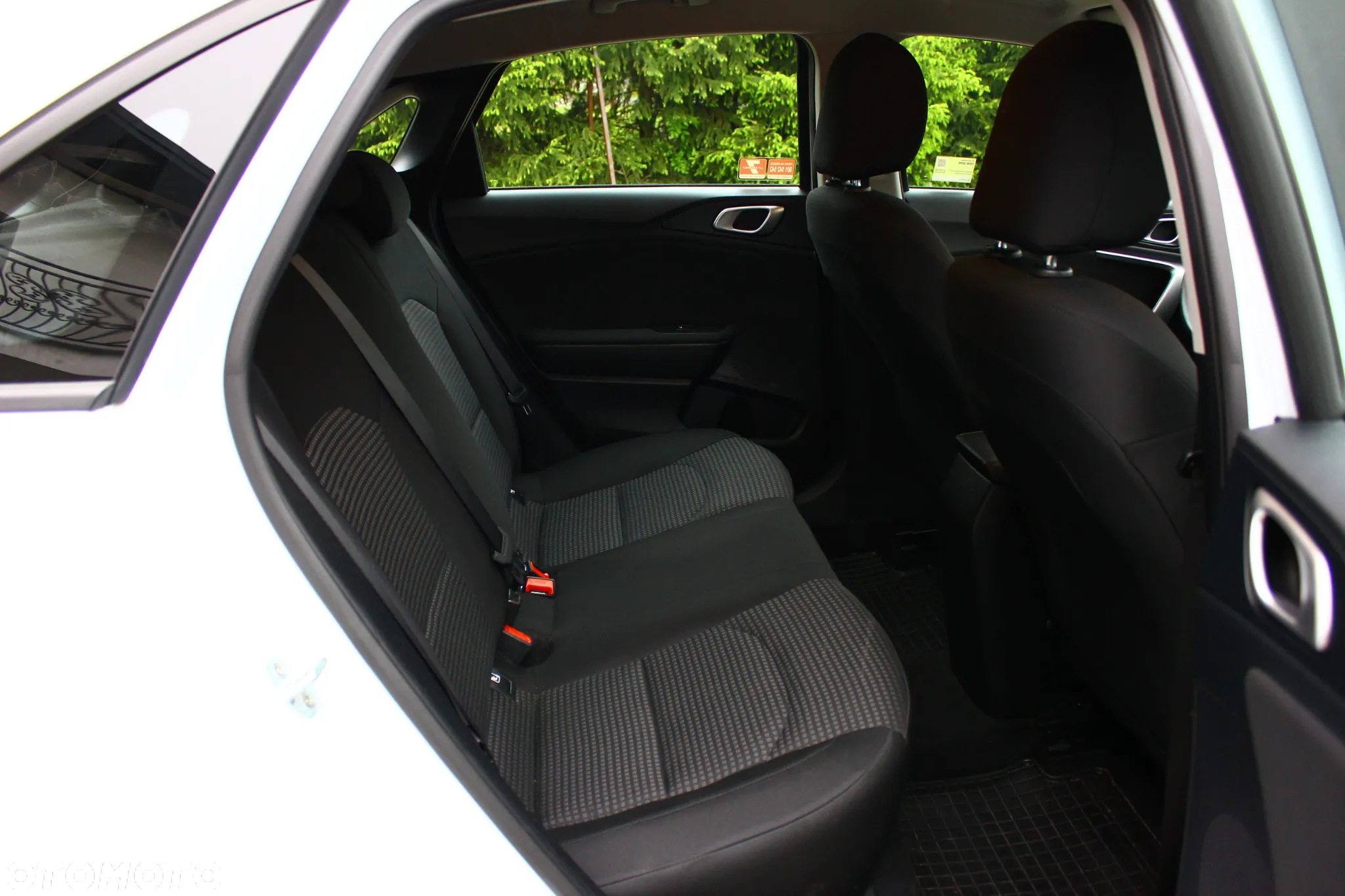 Kia Ceed 1.6 CRDi SCR S - 35
