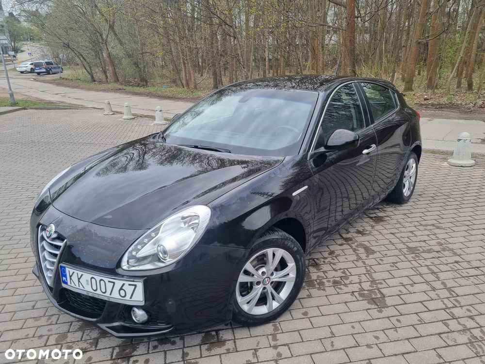 Alfa Romeo Giulietta - 1