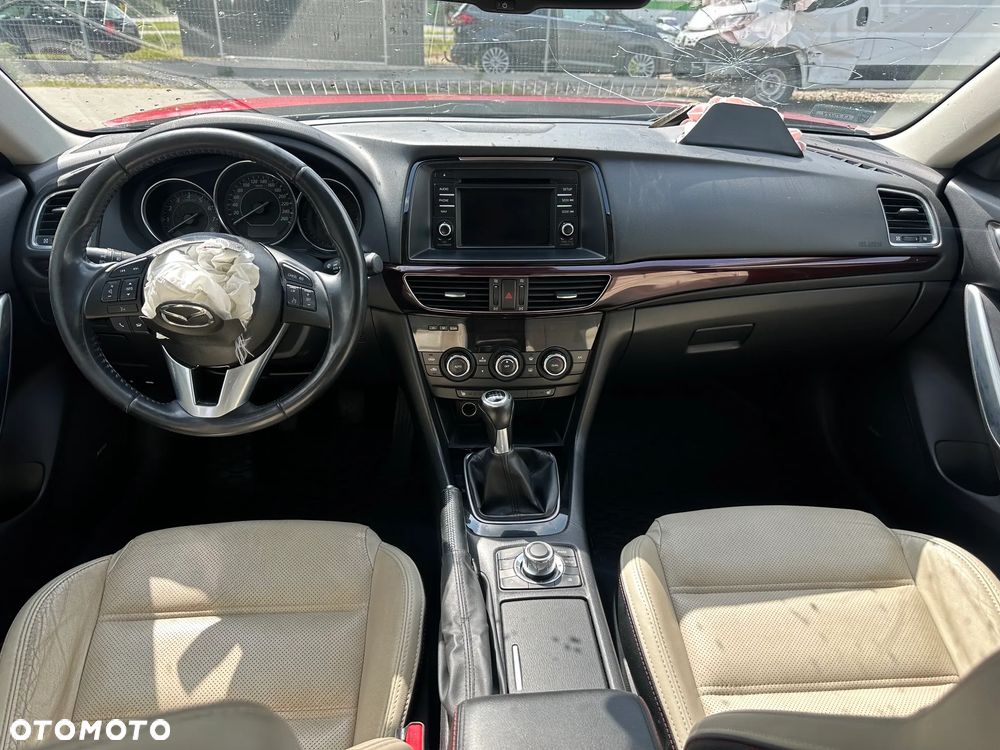 Mazda 6 - 8