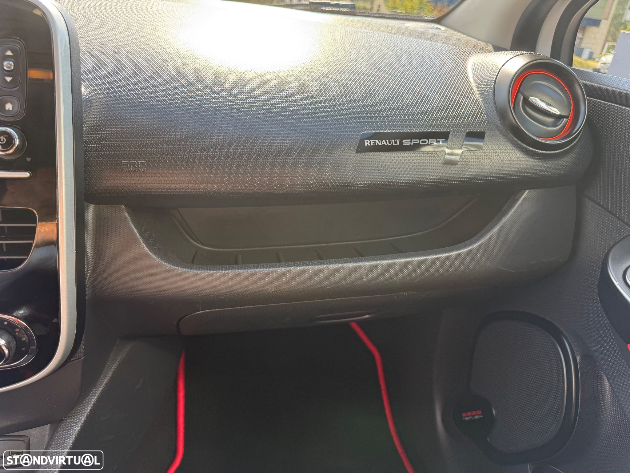 Renault Clio TCe 200 EDC Sport R.S. - 37
