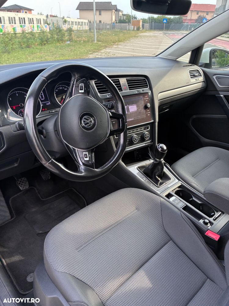 Volkswagen Golf 1.6 TDI Comfortline - 12