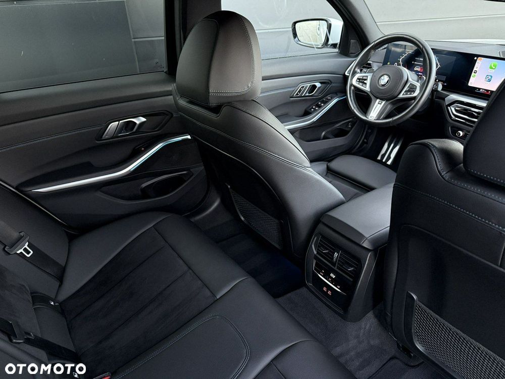 BMW Seria 3 320d xDrive Edition M Sport Shadow - 21