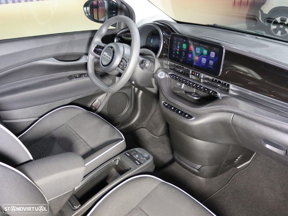 Fiat 500e C Icon - 12