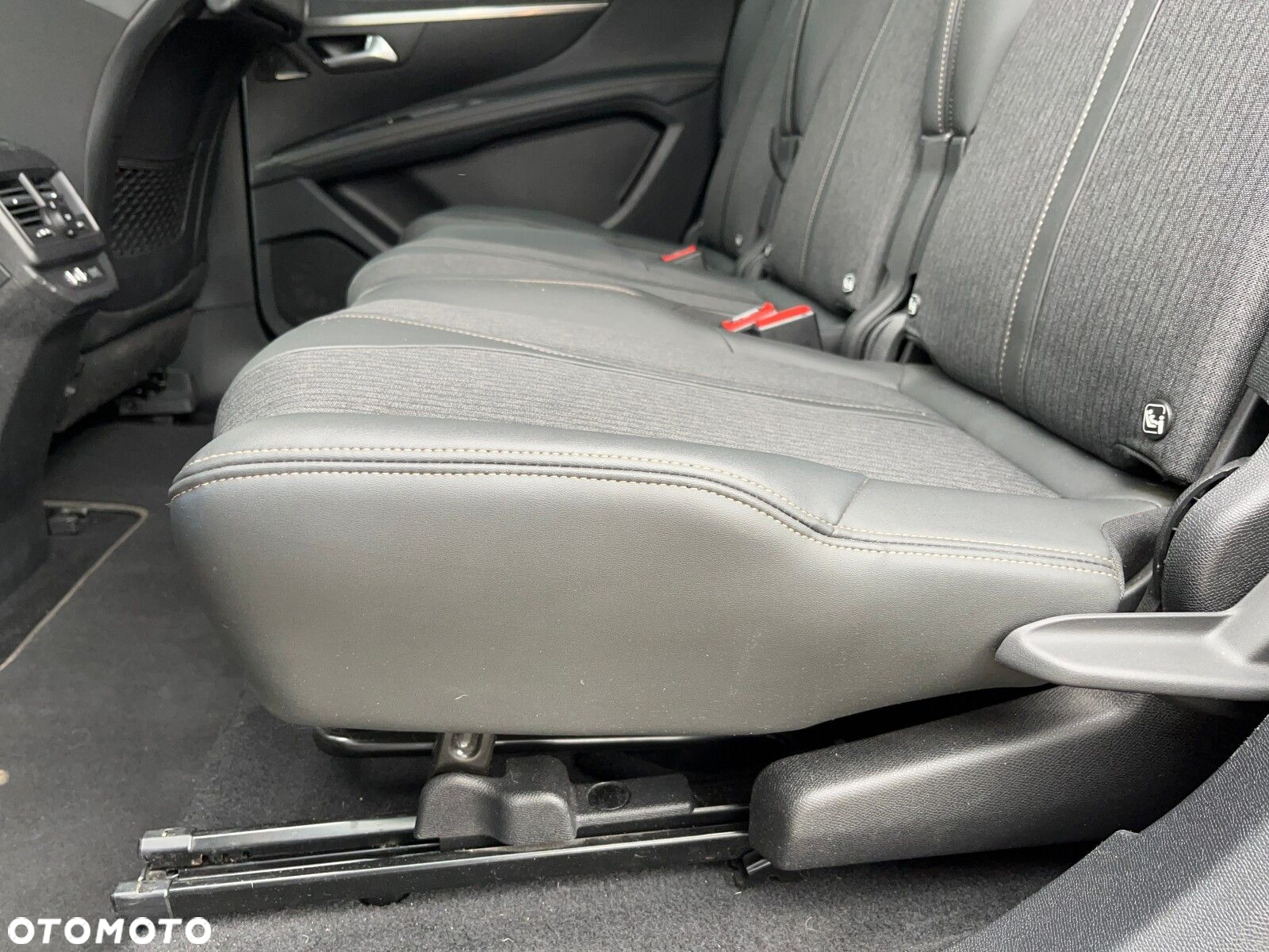 Peugeot 5008 - 14