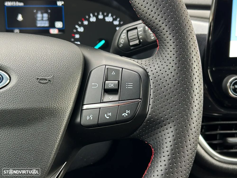 Ford Fiesta 1.0 EcoBoost ST-Line - 30