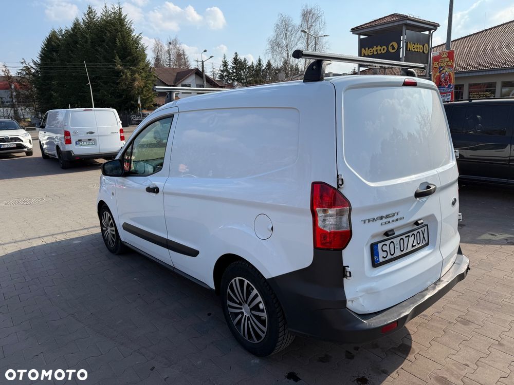 Ford Transit Courier - 5
