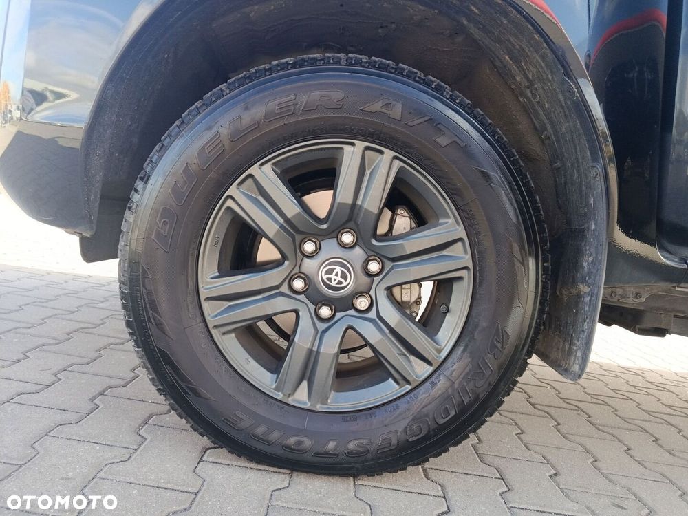 Toyota Hilux - 19