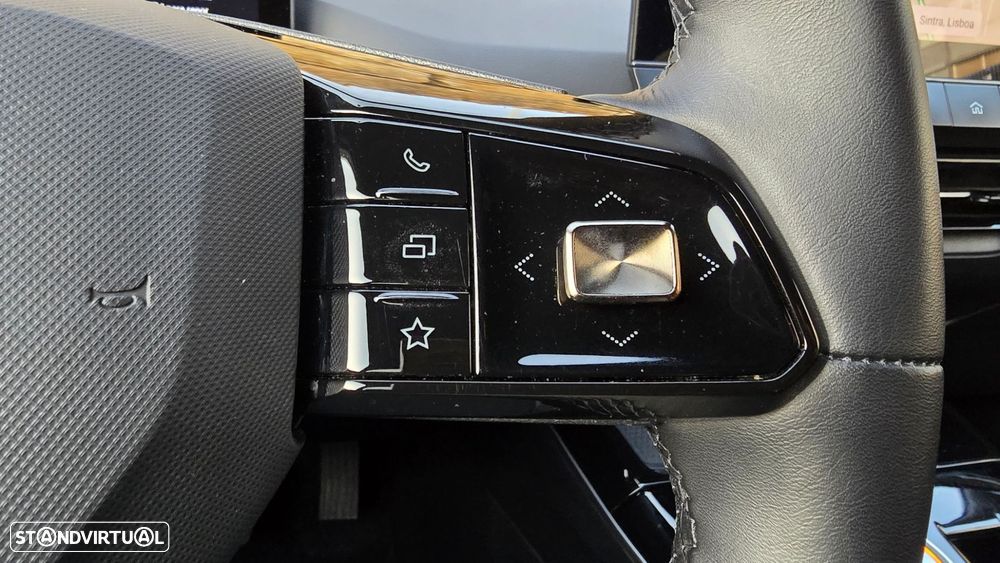 MG MG4 64 kWh Luxury - 16